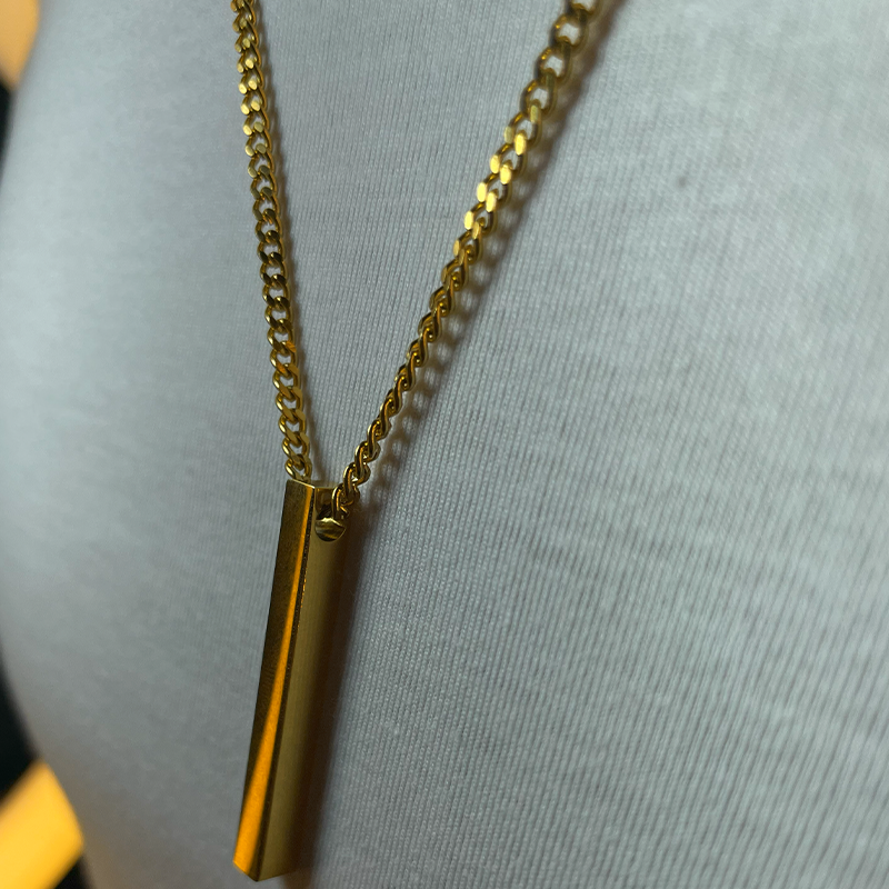 Classic necklace with rectangle pendent for unisex thumbnail 4